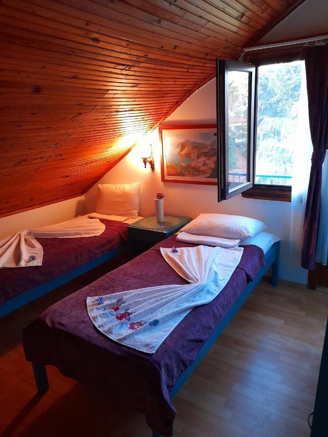 Antonios Motel Side Exteriör bild