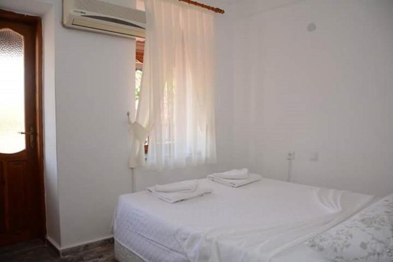 Antonios Motel Side Exteriör bild